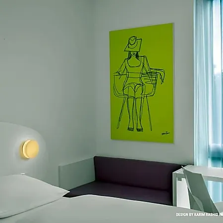 Prize By Radisson,